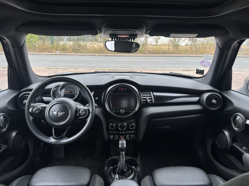 Mini Cooper (2015)